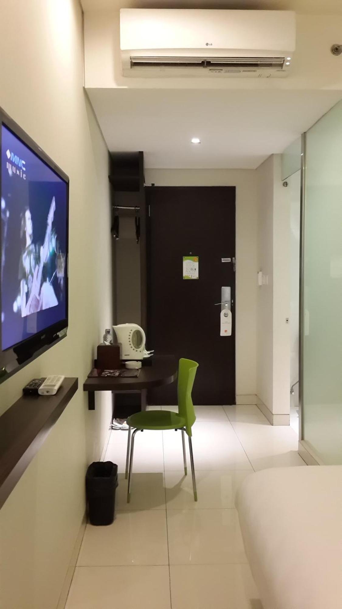 V Hotel Tebet Τζακάρτα Εξωτερικό φωτογραφία